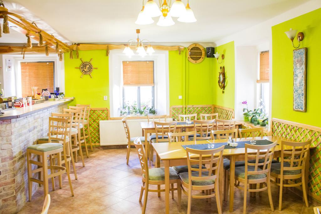 Pension U Pristavu Pomezi nad Ohri Esterno foto